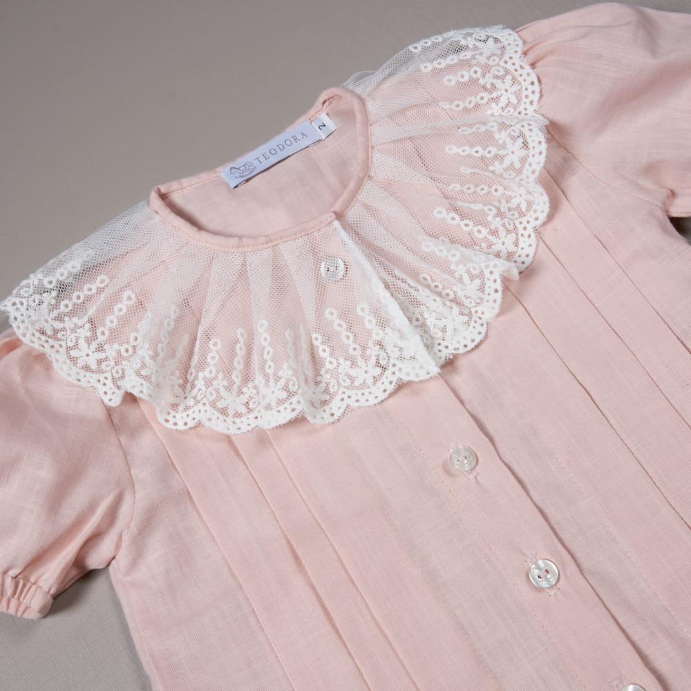 Blusa Infantil em Algodão Texturizado com Gola em Tule Bordado - TD54